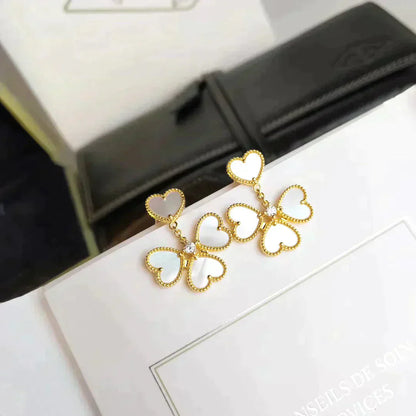 [Luna Brilliance]CLOVER SWEET WHITE MOP EARRINGS