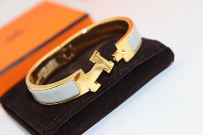 [Luna Brilliance]H LIGHT BLUE BRACELET