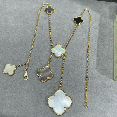 [Luna Brilliance]CLOVER 6 MOTIF MOP ONYX GOLD NECKLACE