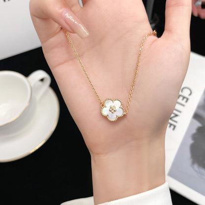 [Luna Brilliance]LUCKY  WHITE MOP  PLUM BLOSSOM NECKLACE